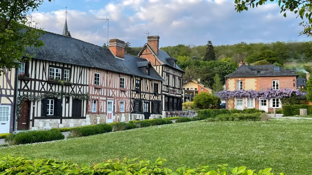 12. Abbaye du Bec-Hellouin, lieu d'événement d'entreprise en Eure