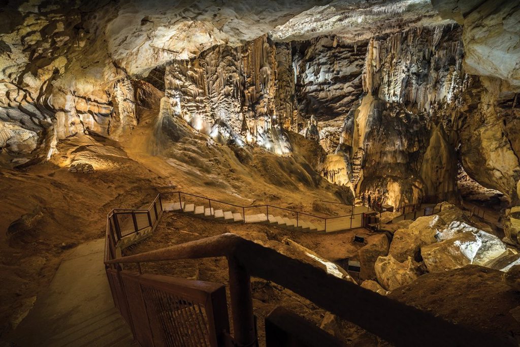 5. Grotte de Saint-Marcel-d'Ardèche, événement d'entreprise en Ardèche