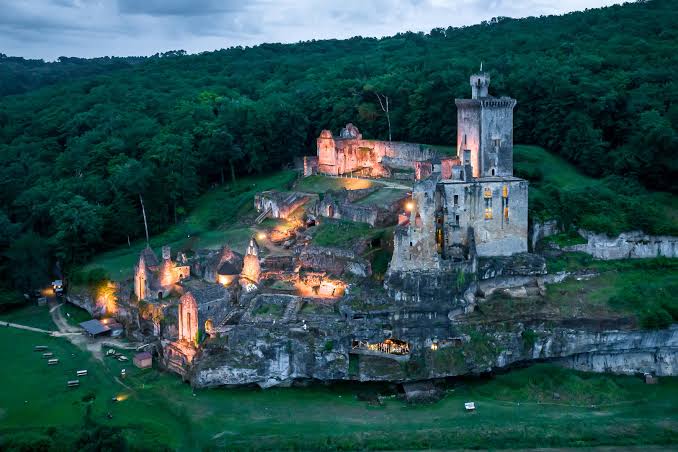Château de Commarque, espace séminaire pour entreprise en Dordogne