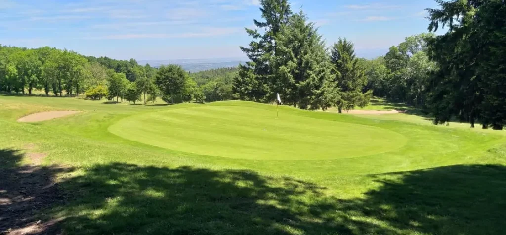 Golf de Royat-Charade, lieu d'événement d'entreprise en Puy-de-Dôme