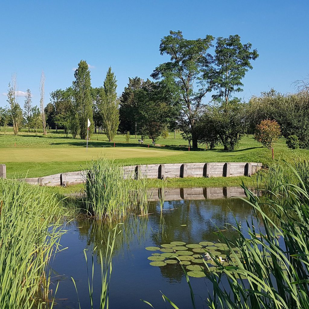 Golf Public du Nivernais, espace séminaire pour entreprise en Nièvre