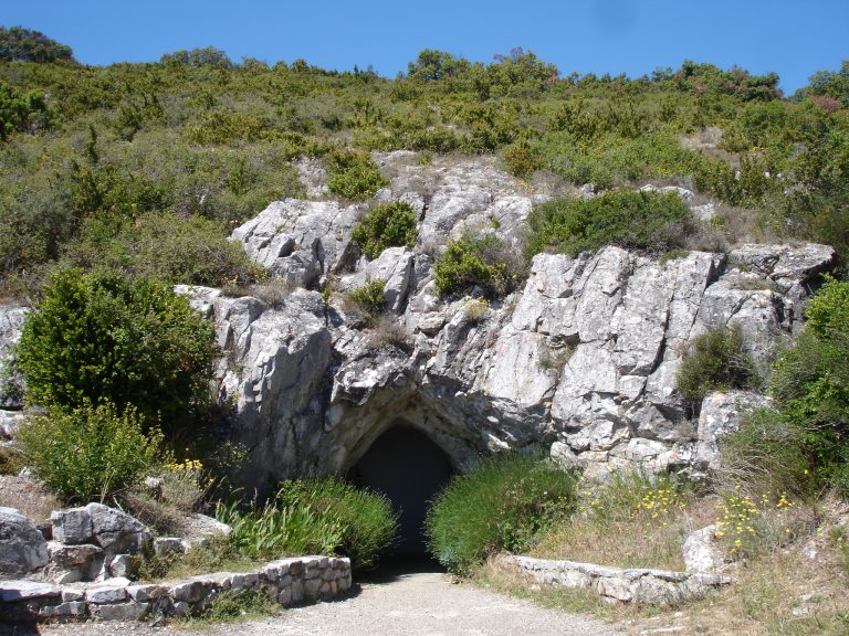 Grotte de Limousis Aude
