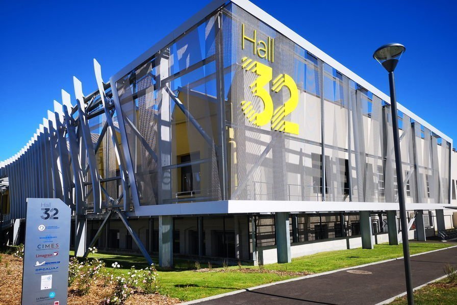 Hall 32, espace séminaire pour entreprise en Puy-de-Dôme