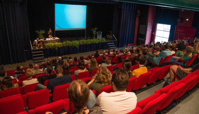 Lac de Gérardmer + Espace Lac (centre des Congrès), espace séminaire pour entreprise en Vosges