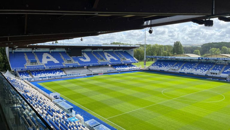 Stade de l&rsquo;Abbé-Deschamps, lieu pour événement d'entreprise