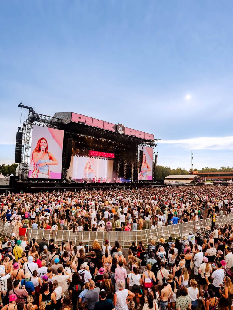 Pinkpop — team building