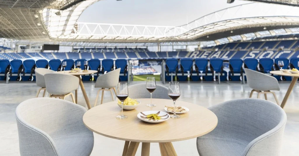 Real Sociedad — invitation client