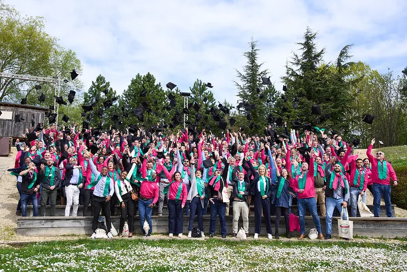 Seminaire entreprise graduation photo groupe