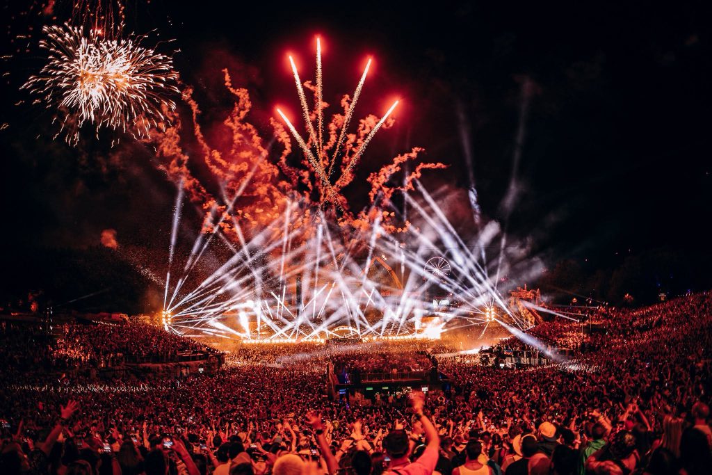 Tomorrowland, hospitalités d'entreprise, Boom
