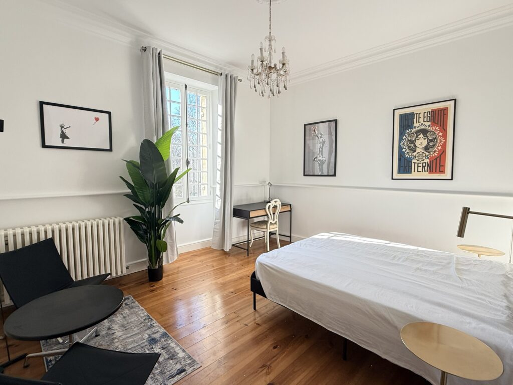 Chambre du Manoir de Bordeaux en occupation individuelle pour un séminaire de direction